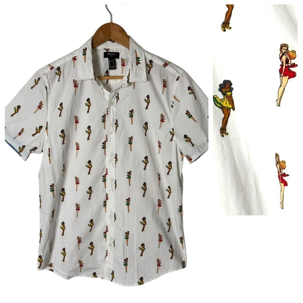 Forever 21 Men's Retro Pin Up Girl Hula Girl Print Short Size S Novelty Print